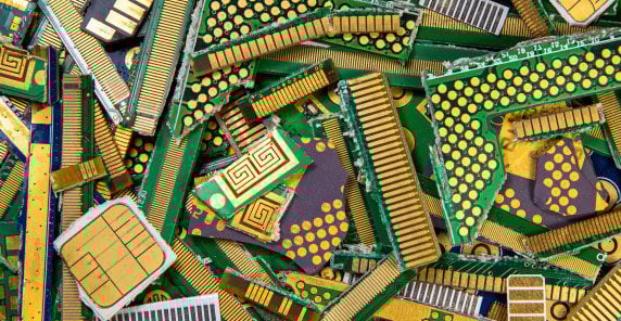 industrial-gold-waste-from-electronic-components